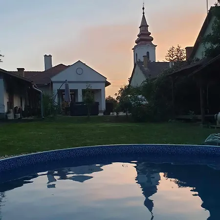 Pottos Porta